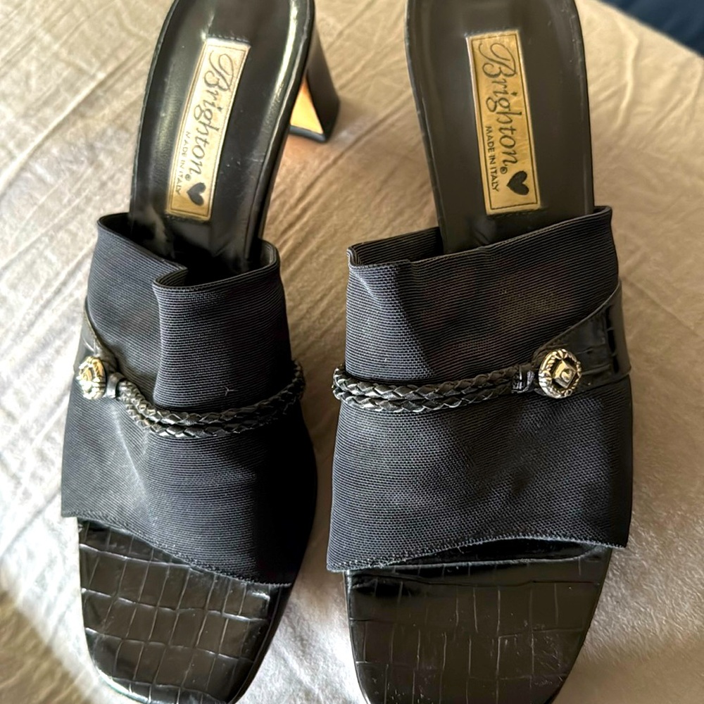 Women Brighton heeled shoe
Tyra 9M